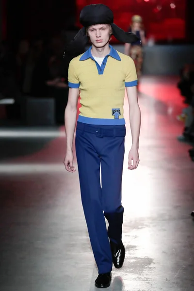 Look 34
